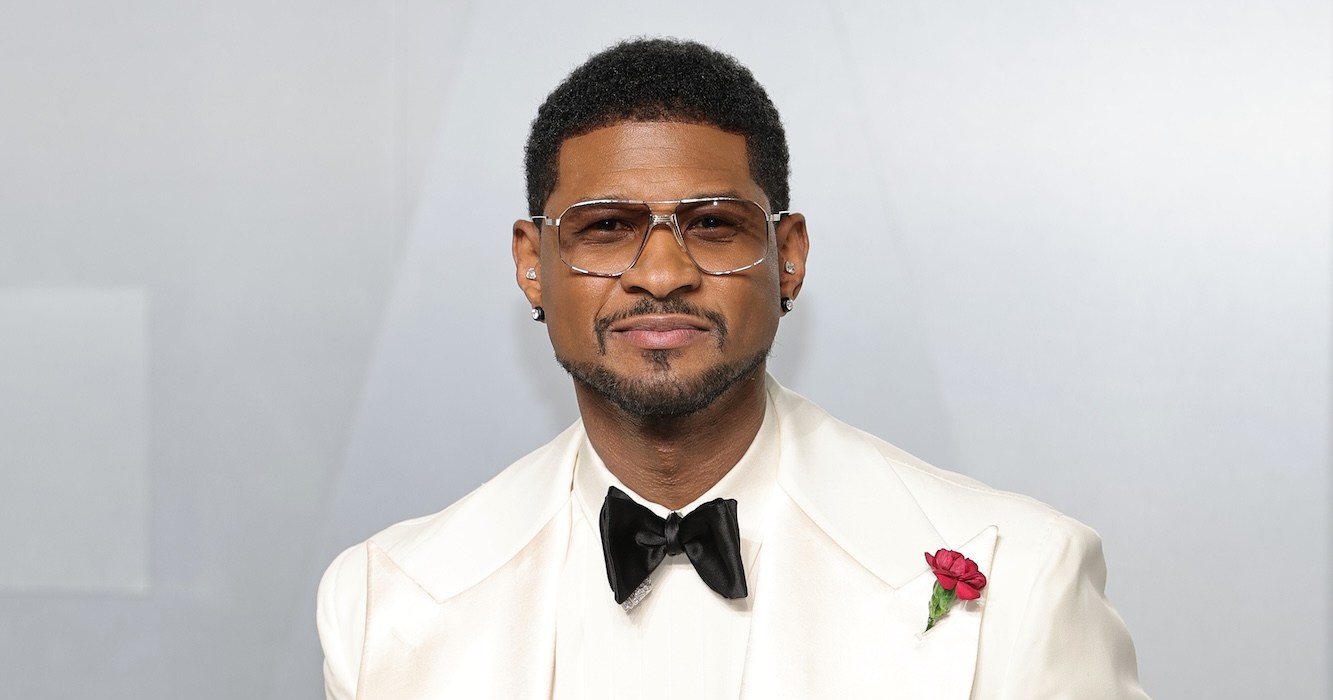 Usher's Awkward Stage Moment: Fan Refuses His Seductive Moves